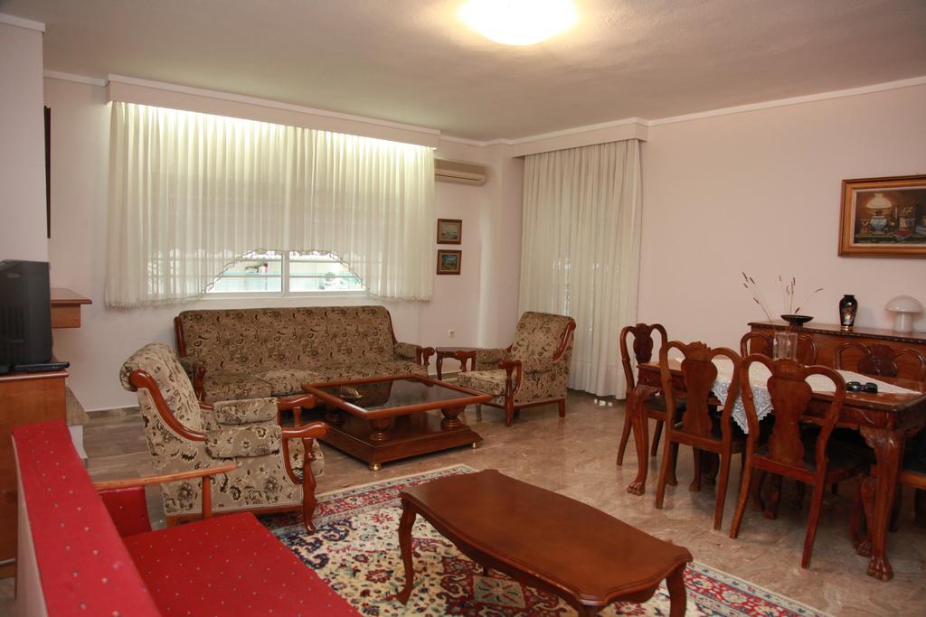 Apartment Nikos Tesalonika Bagian luar foto